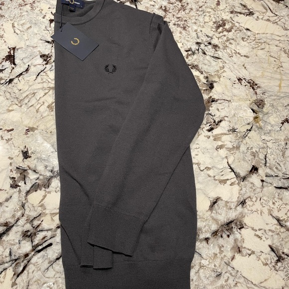 Fred Perry: Men’s Grey Classic Crew Sweater - Picture 3 of 6